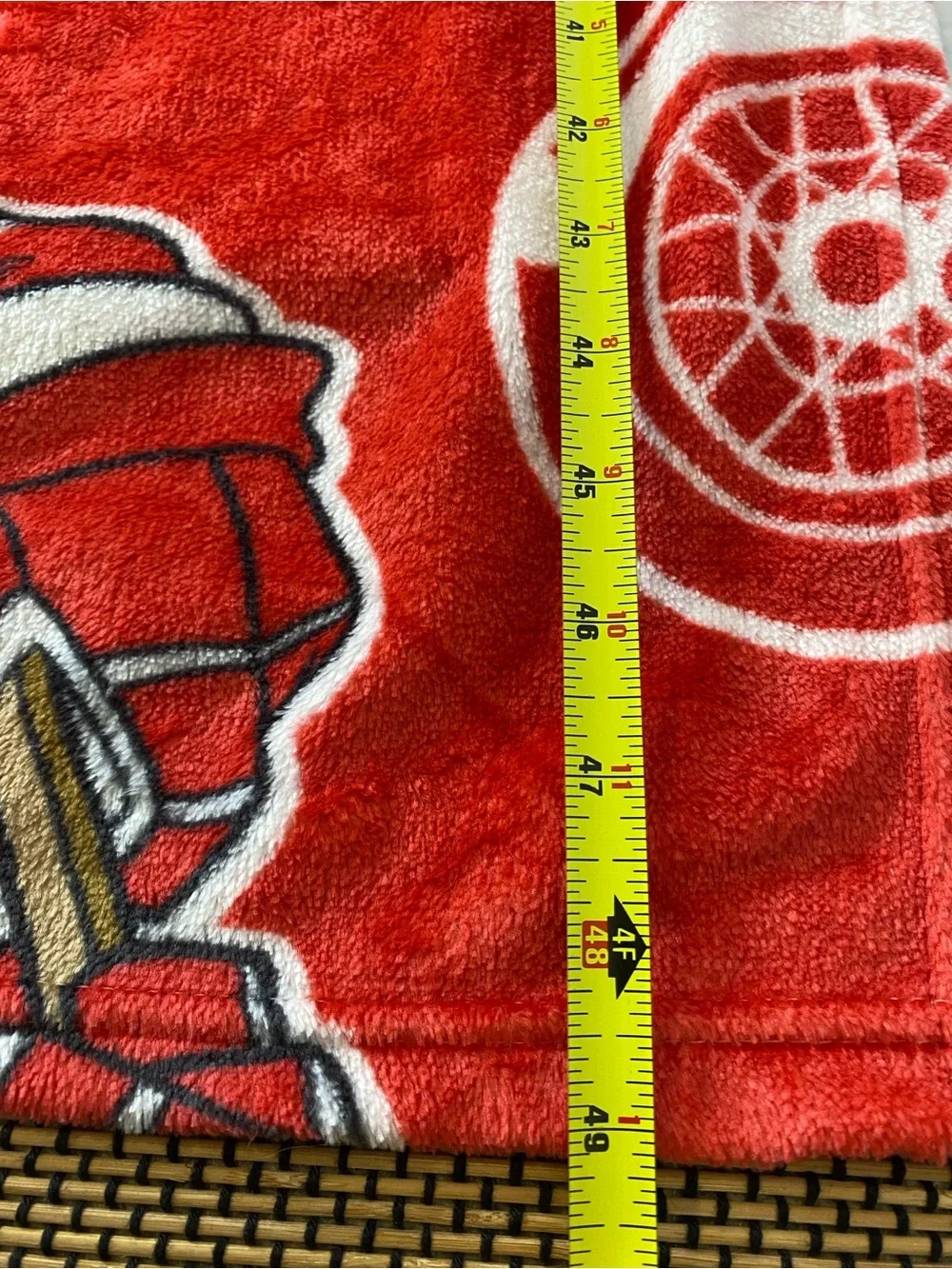 Detroit Red Wings Northwest x Disney Mickey Blanket 38X49